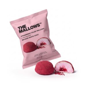 Strawberry Filled Marshmallows White Chocolate & Rich Raspberry — enkeltpakket flowpack med jordbærfyldte skumfiduser og hvid belgisk chokolade | The Mallows Emma Bülow