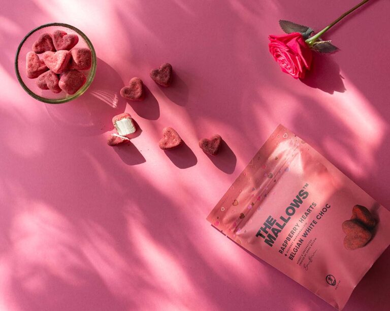 The Mallows skumfiduser Mallow Hearts Raspberry marshmallows hindbær belgian white chocolate